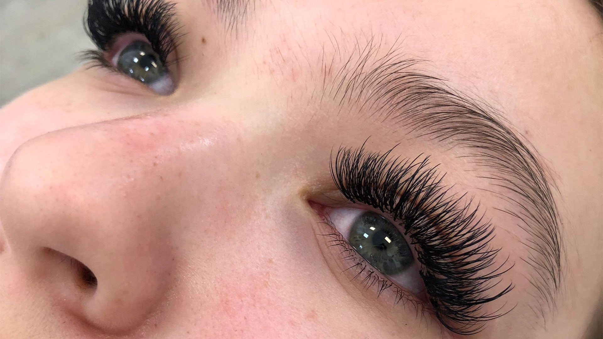 Full set outlet eyelash extensions